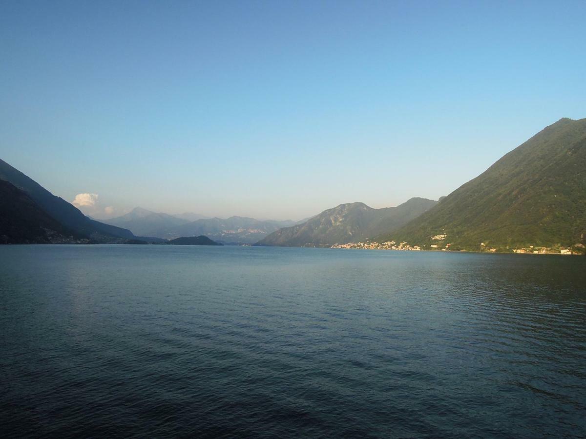 Charming House With Private Dock On Lake Como Argegno Exterior photo